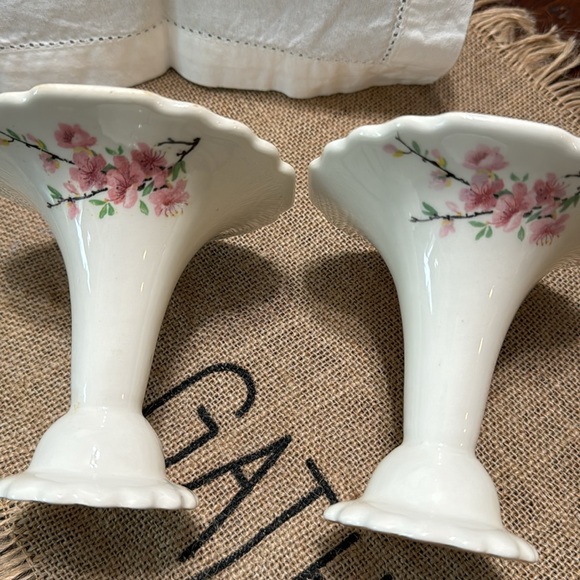 Peach Blossom (Bolero)
by WS GEORGE - Picture 5 of 7